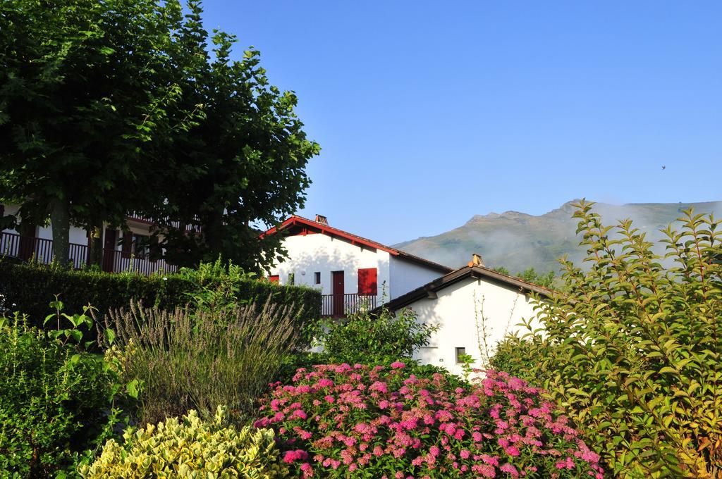 Vvf Pays Basque Sare La Rhune Экстерьер фото